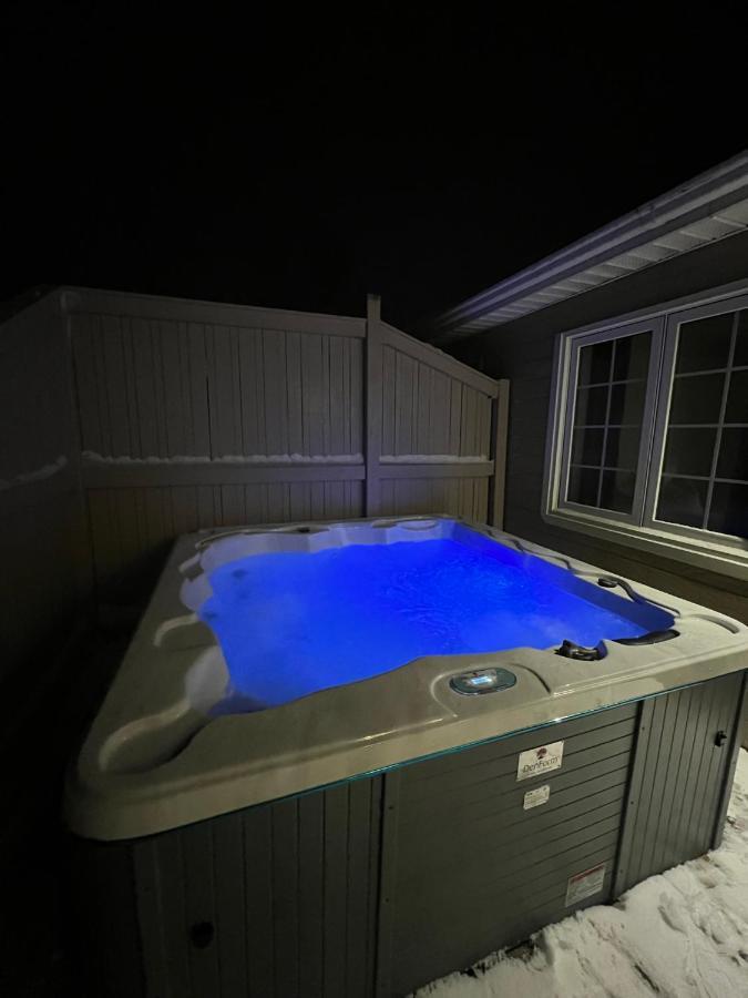 4-Bedroom Villa With Private Gym And Hot-Tub Reykjavik Exterior photo
